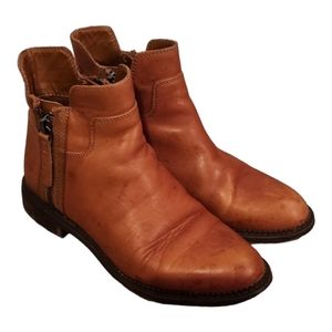 Franco Sarto Halford bootie Chelsea boot brown size 5.5